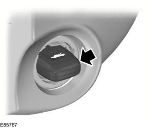 2. Introduzca la llave en el alojamiento de la llave.